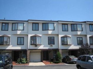 12019 Riviera Ct APT 6A, Flushing, NY 11356