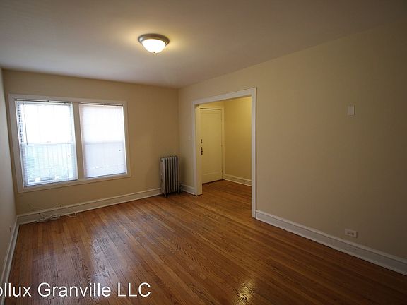4th image of 2314 W Granville Ave APT 3