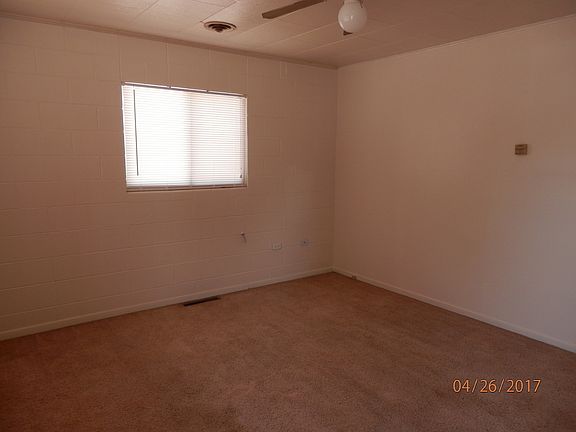 2nd image of 915 S Platinum Ave