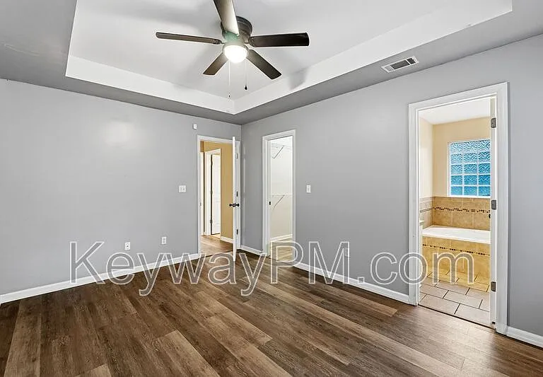 3013 Heron Ct — Photo 17