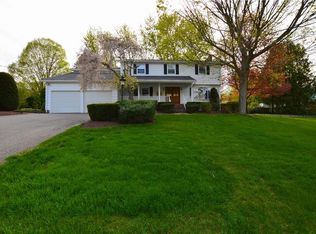22 Pine Grove Ave, Lincoln, RI 02865