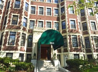 384 Riverway APT 4, Boston, MA 02115