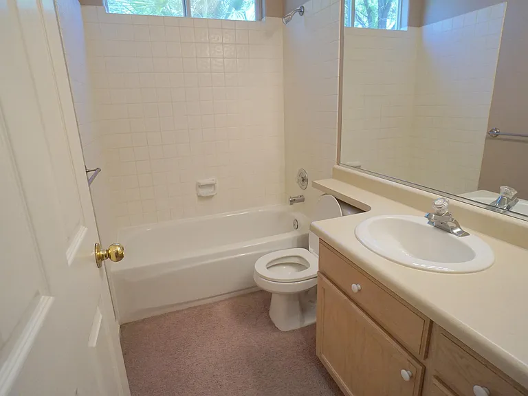796 W Lobo Ln — Photo 5