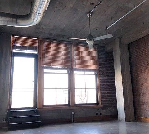 5th image of 2615 Washington Blvd #309