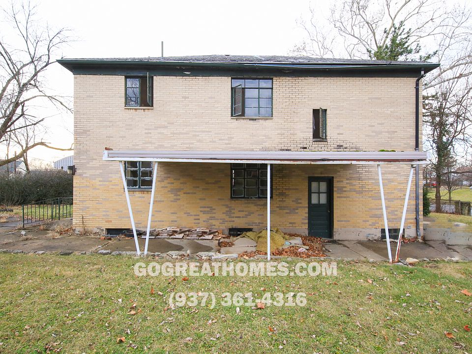 2nd image of 954 Bertram Ave