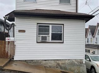 301 Linton St, Mc Kees Rocks, PA 15136