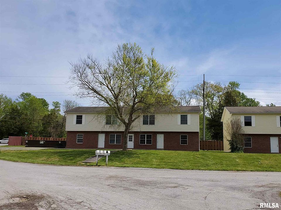 1st image of 164 Village Dr #3
