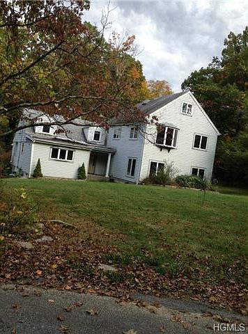 1st image of 34 Lundys Ln