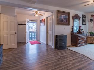 2254 Prairie Oak Dr, Dickinson, ND 58601