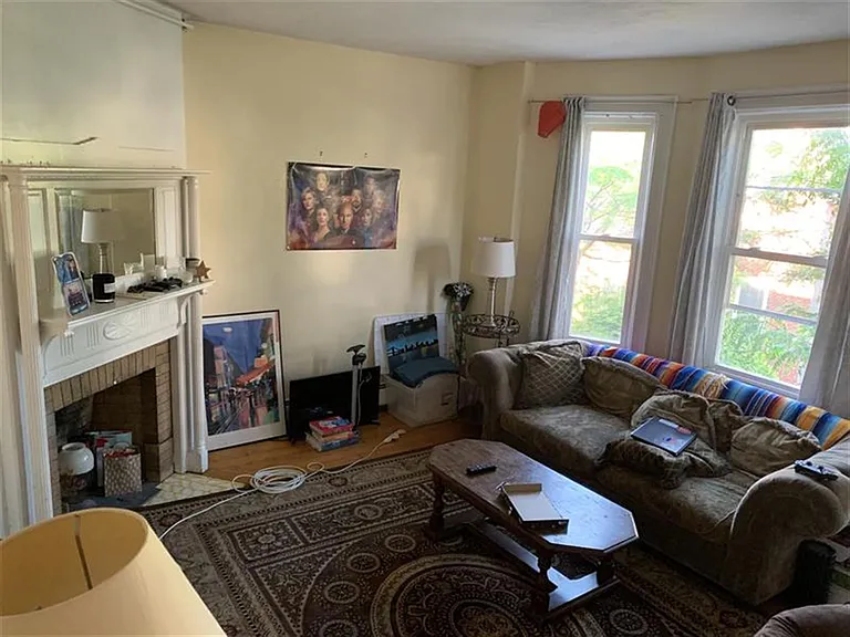 122 Central St #2 — Photo 6