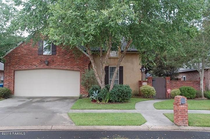 1st image of 111 Belle Maison Dr