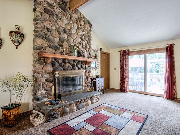5th image of 6689 Hill Park Ct