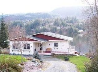 18452 S Westview Rd, Mount Vernon, WA 98274