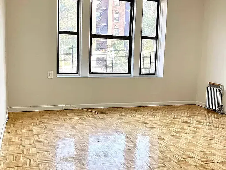 600 W 141st St #22 — Photo 10