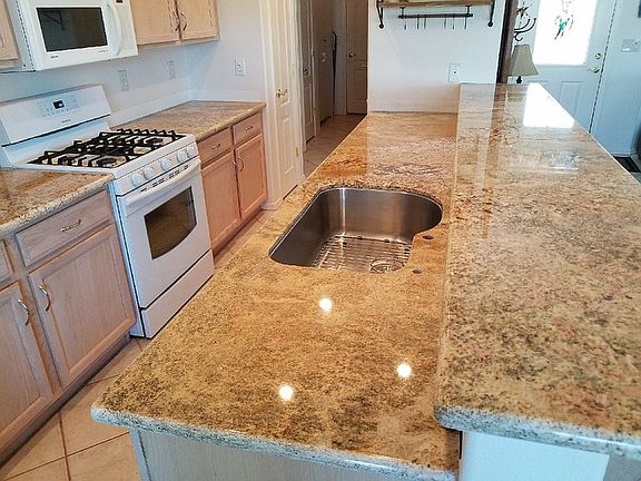 4th image of 2383 Columbus Dr