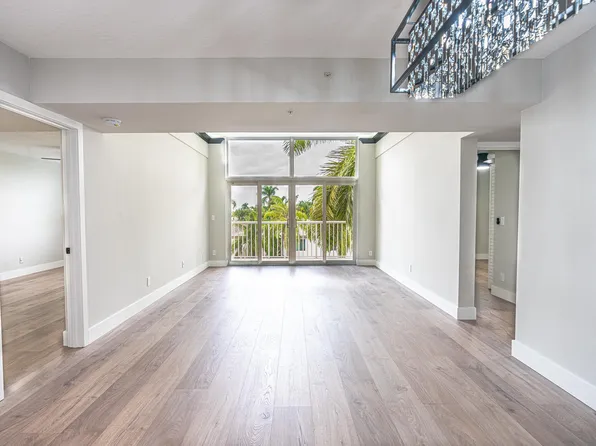 1450 SE 3rd Ave APT 409, Dania, FL 33004