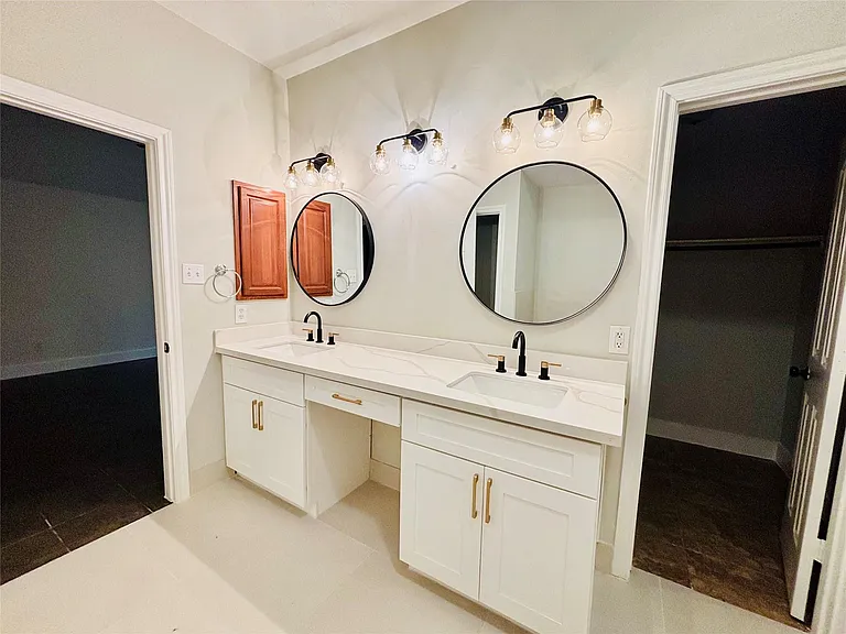 3405 Kleberg Ct — Photo 10