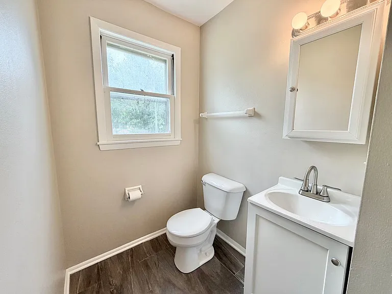 6919-6921 W Brentwood Ave E — Photo 11