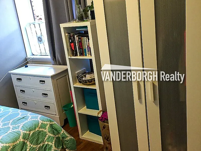 725 E 9th St #6B — Photo 11