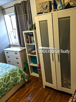 Rented by Vanderborgh Realty  | media 10