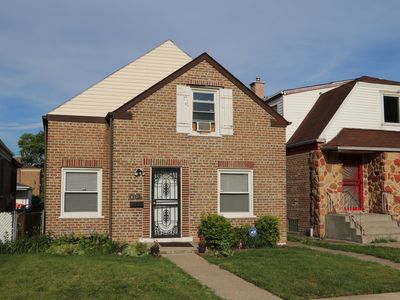 8321 S Hamilton Ave, Chicago, IL, 60620