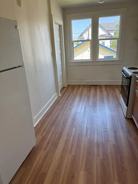 2 bed, $1,800 — Photo 4
