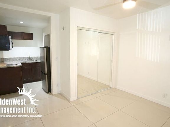 2nd image of 1401 E Carson Ave #5