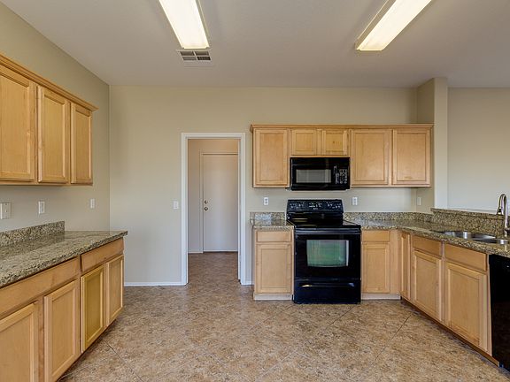 2nd image of 28919 N Welton Pl