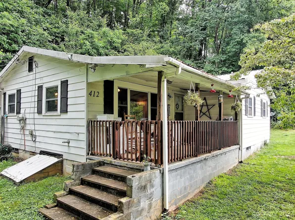 412 Dix Creek Rd, Canton, NC 28716