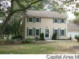 3802 Kennedy Rd, Taylorville, IL 62568