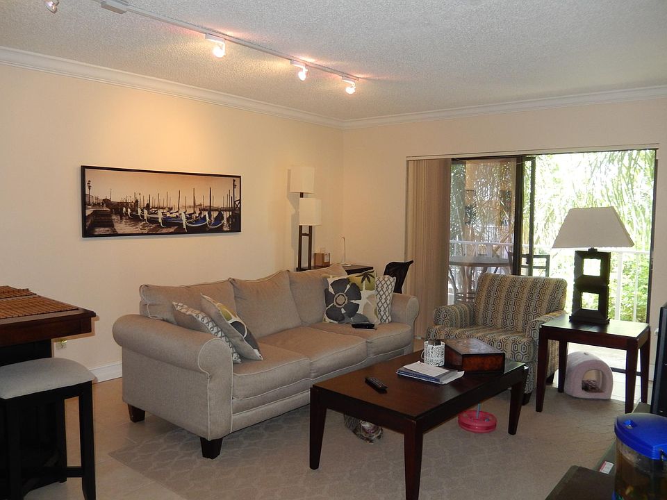 1st image of 9301 SW 92nd Ave APT 312-B