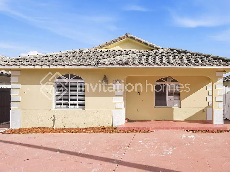 9991 NW 126th Ter