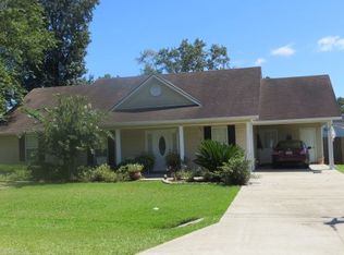 107 Utah Cir, Adel, GA 31620