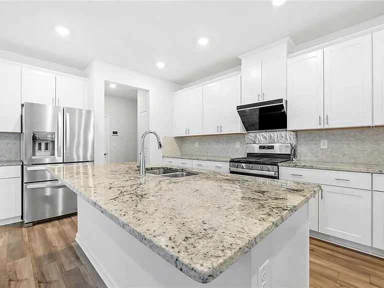5021 Silver Canoe Way — Photo 18