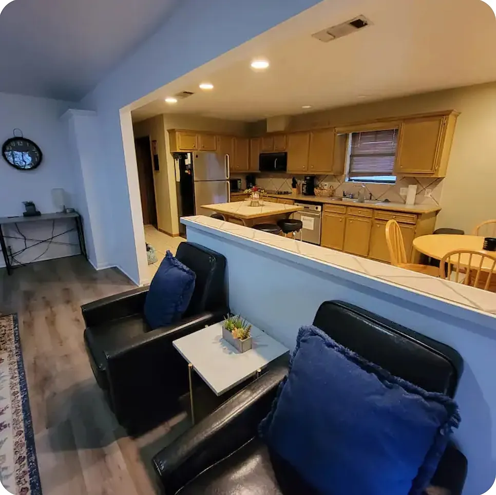 3 bed, 1555 sqft, $3,450 — Photo 2