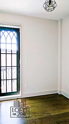 Rented by Lofts and Flats LLC | media 21