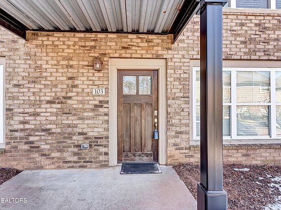 3rd image of 3918 Cherokee Woods Way APT 103