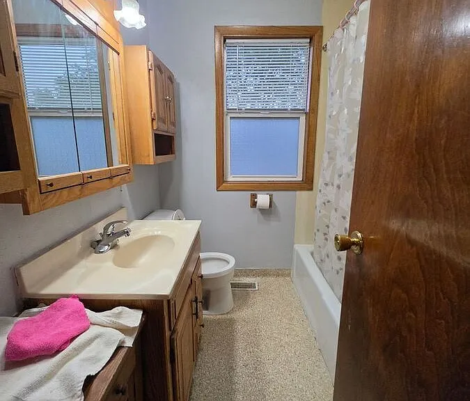 658 Wilson Ave SW — Photo 12