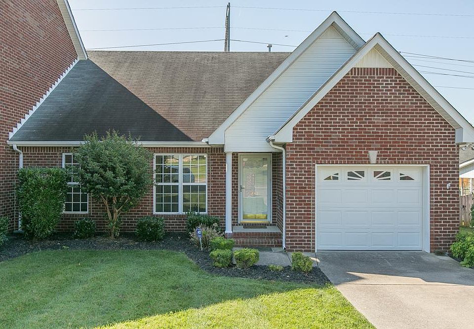 1st image of 303 Dartford Ct