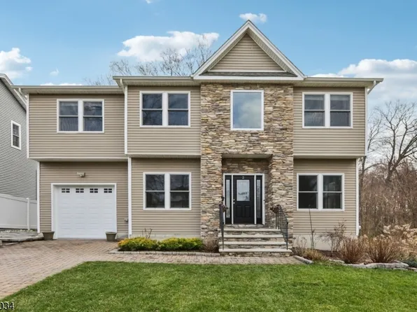 2 Calumet Ave, Parsippany-Troy Hills Twp., NJ 07034