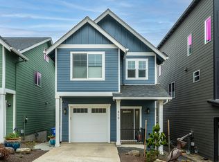 419 NW 5th St, Newport, OR 97365