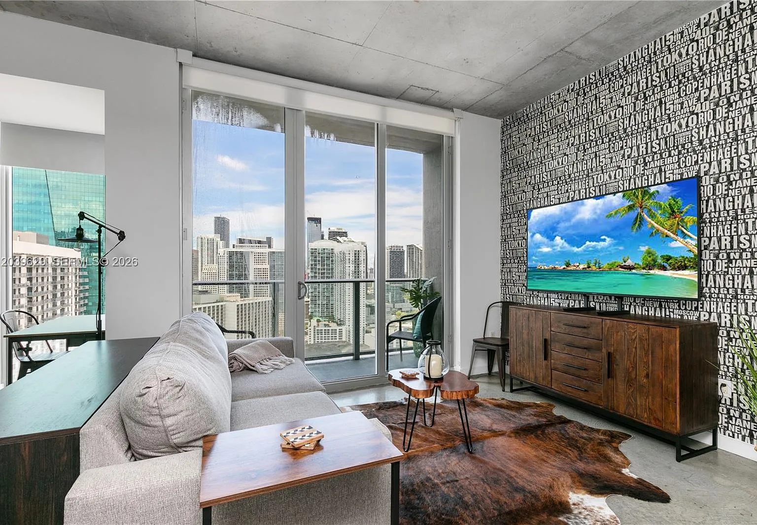 Centro Condo — Photo 3