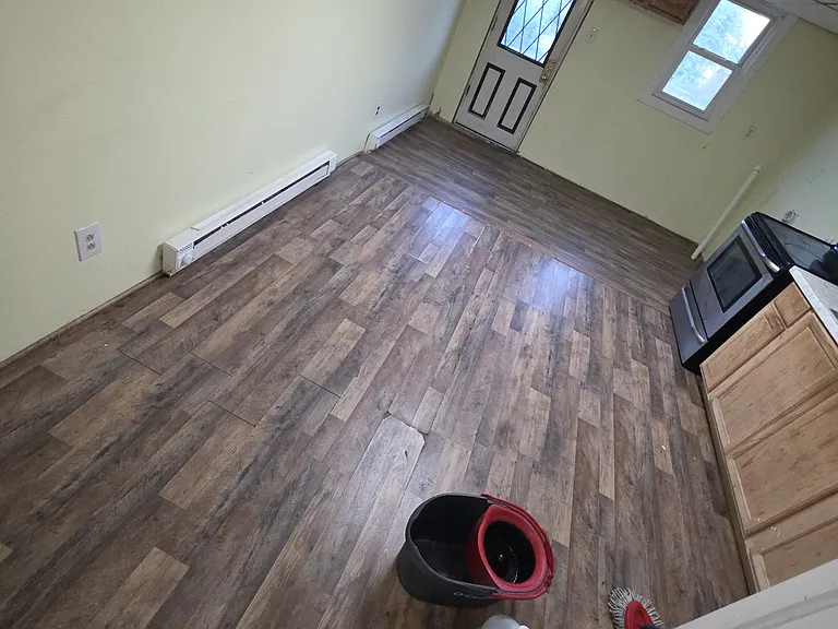 323 N Vine St — Photo 14