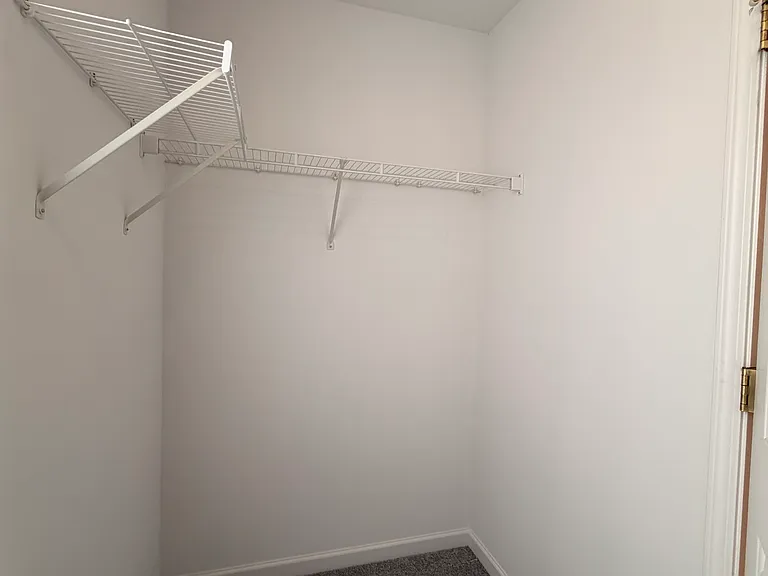 11367 Seabiscuit Dr — Photo 31