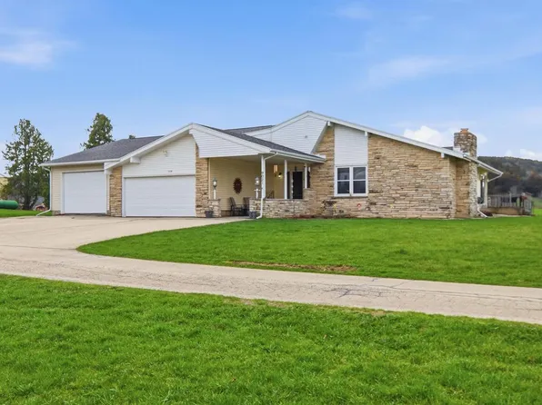 9021 County Road KP, Cross Plains, WI 53528