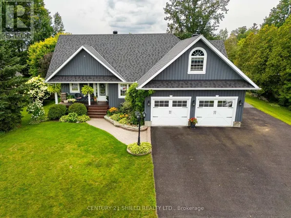 16 Fraser St, South Stormont, ON K0C 2A0