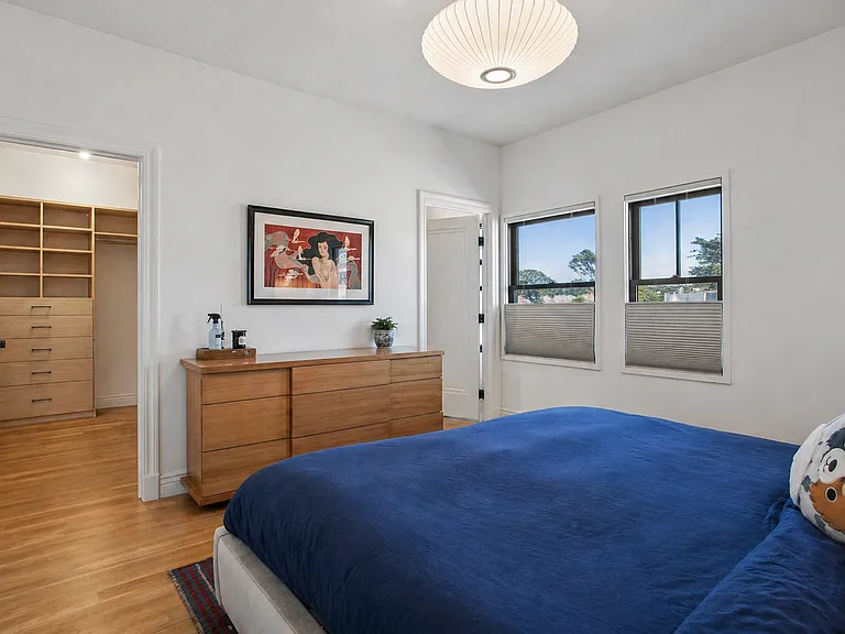 1343 38th Ave — Photo 30