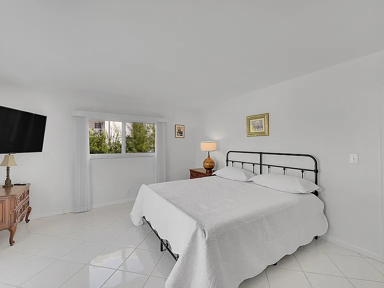 1702 S Ocean Blvd #1 — Photo 23
