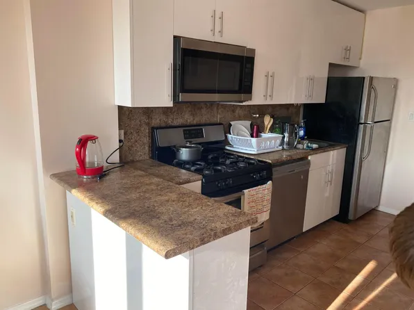 2925 Brighton 8th St APT 4B, Brooklyn, NY 11235