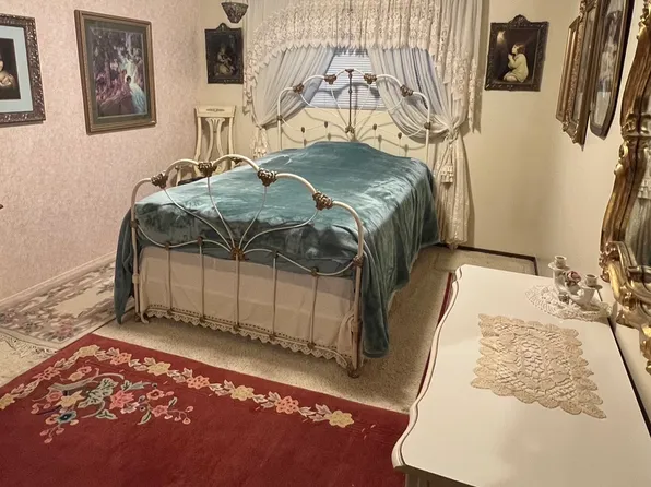 (undisclosed Address), Riverside, CA 92504